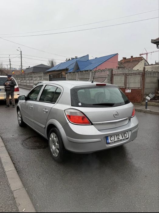 urgent opel astra h 1.7dti