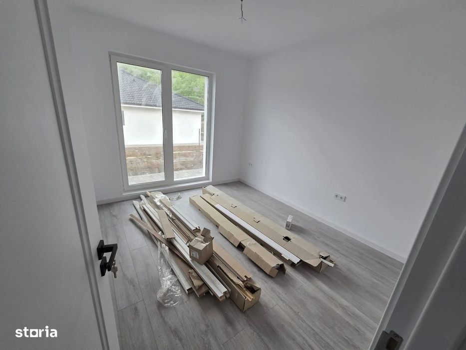 Casa 4 camere la cheie,130 mp,500 mp teren,cartier Unirii