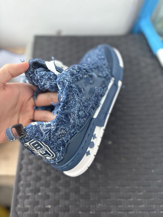 PREMIUM! LV Skate 40