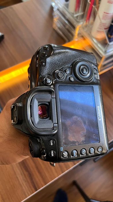 Canon mark 4            850$