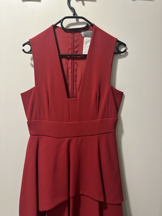 Дамска елегантна вечерна рокля на maxsport