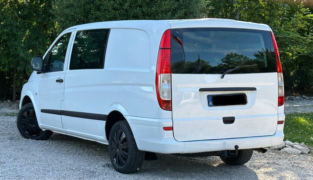 Vând Mercedes Vito 2.2 Diesel 6 Locuri +Marfa An 2006/6+1 Viteze-Inpecabil