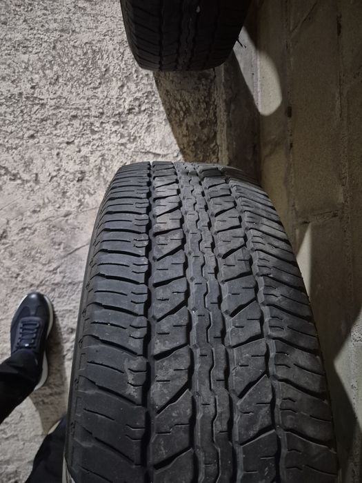 Продам шины на 18