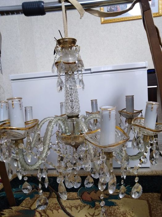 Люстра хорошего качества