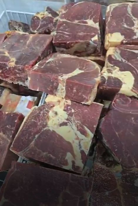 Монголиядан келтирилиган ҳалол ва сифатли гўштлар сотамиз.