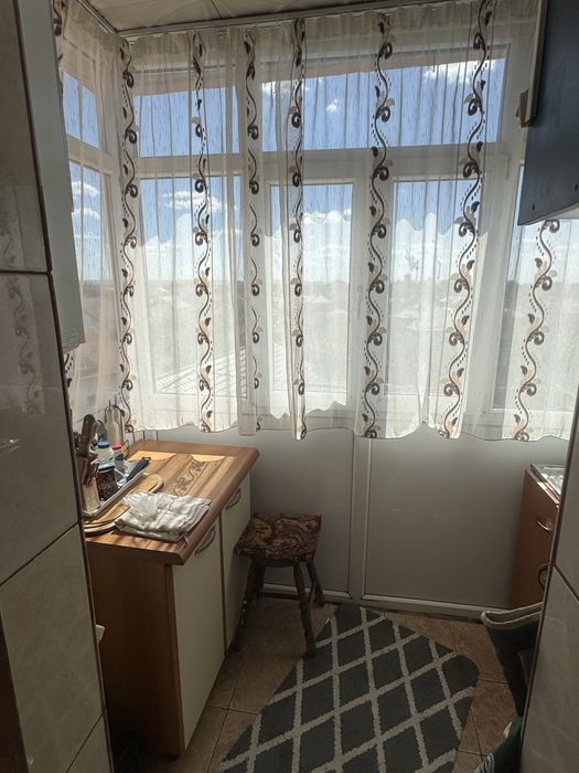 Apartament 2 camere decomandat, zona debarcader, 52 mp