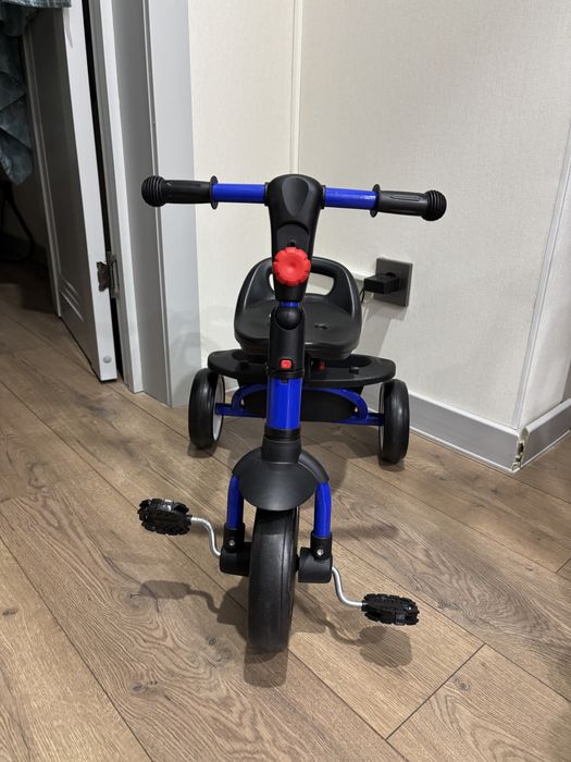 Велосипед трехколесный