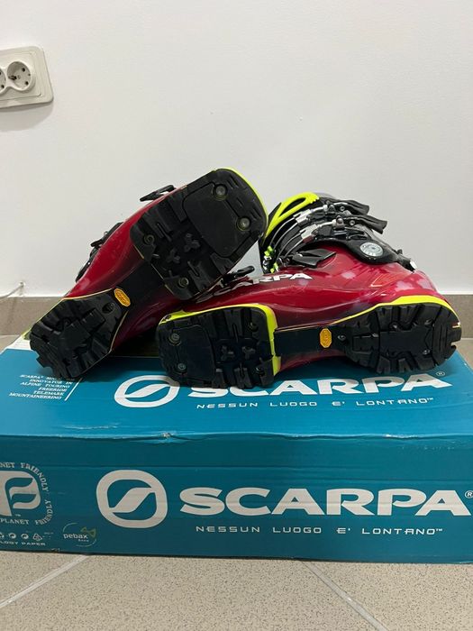 Clapari schi de tura Scarpa Freedom SL WMN