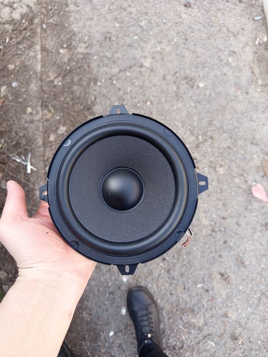 Колонка Electro voice 8om