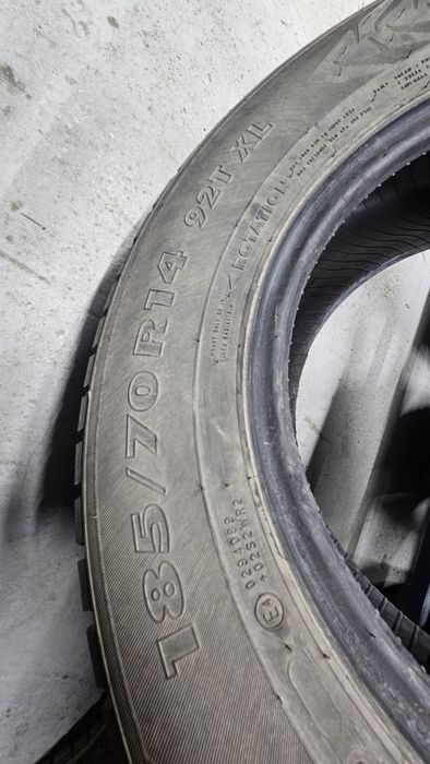 Продам комплект шин 185/70/14 nokian