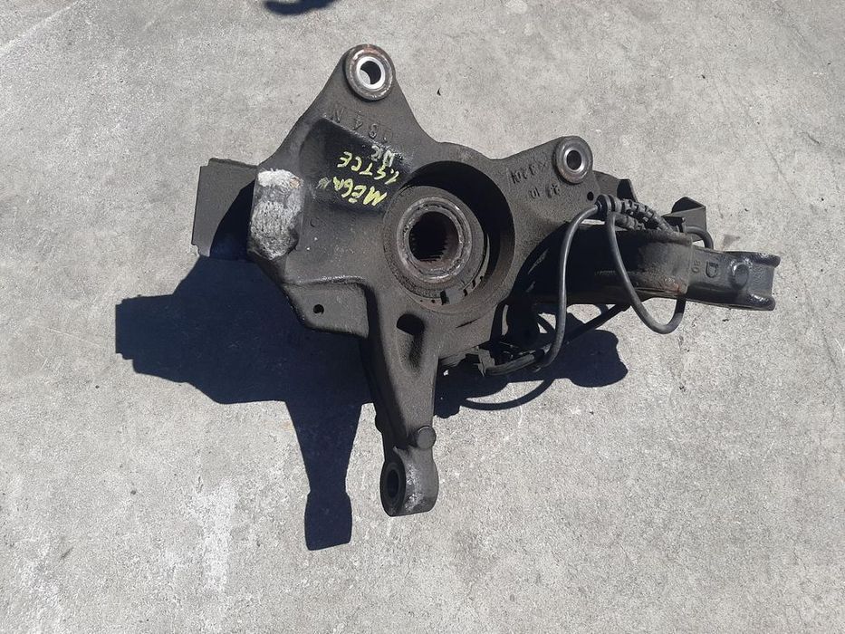 fuzeta dreapta fata renault megane 3  1.4 b tce