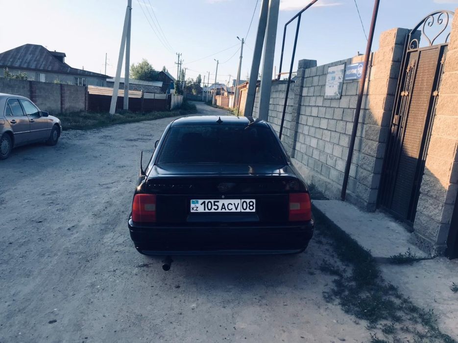 Опель вектра срочно