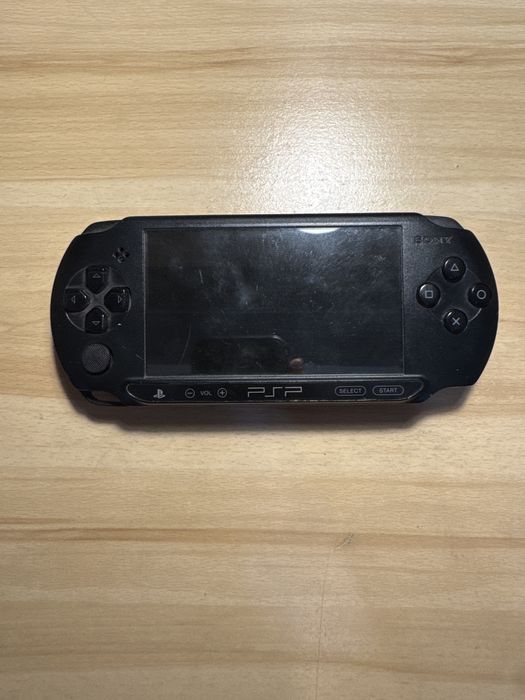 Продам полностью рабочий psp