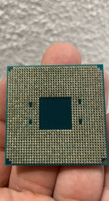 AMD Ryzen 7 2700  AM4 YD2700BBM88AF