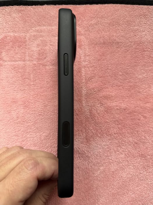 Carcasa Spigen Enzo Aramid T compatibila iPhone 17 Pro Max