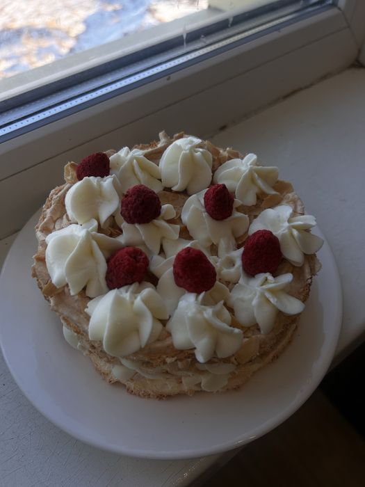 Меренговый бенто торт