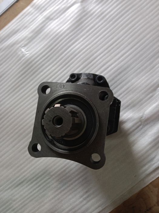 Насос подъёма кузова