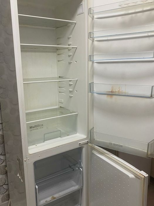 Холодильник  Bosch