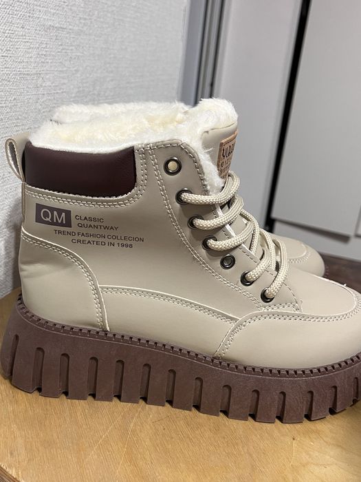 Продам женские ботинки. Зима