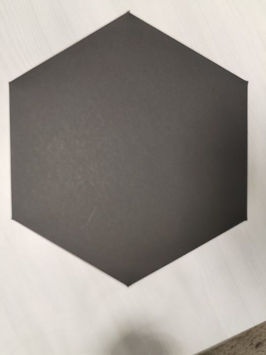 Un cadou de neuitat - cutie explozivă