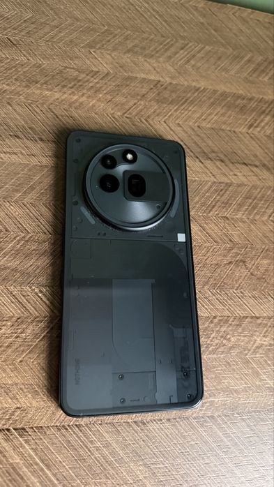 С ГАРАНЦИЯ! Nothing phone 3 {a} PRO