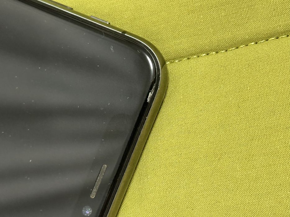 Продам IPhone X 64GB