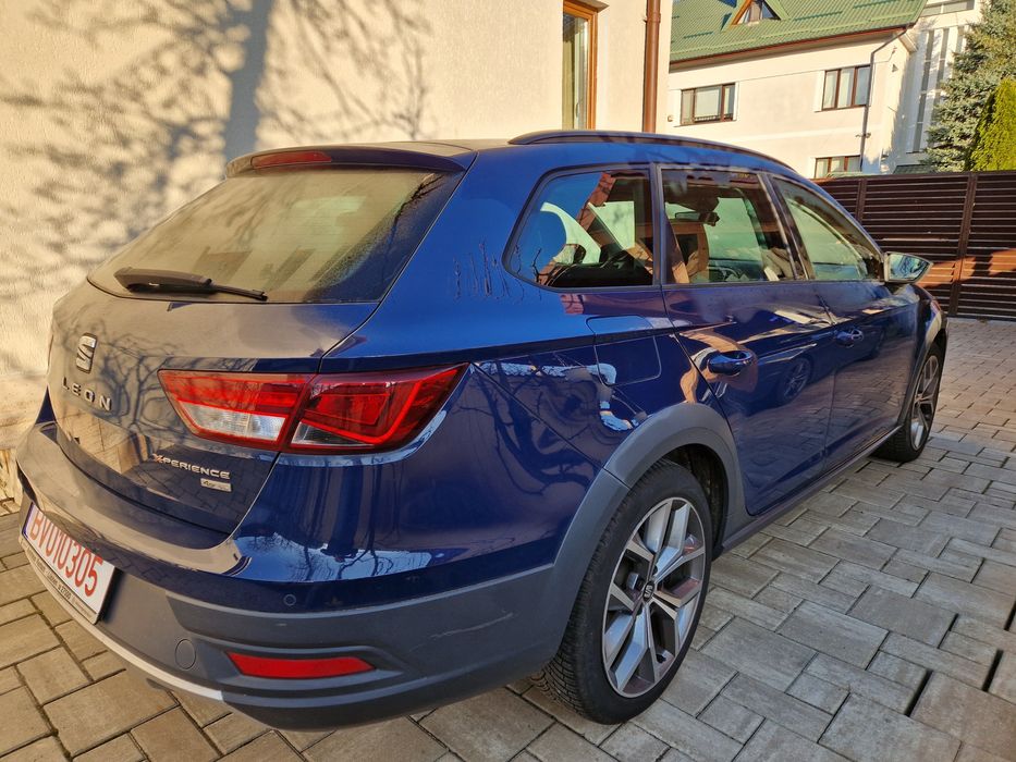 Seat Leon X-Perience,DSG,184cp EURO6,Matrix LED, Webasto, 4x4