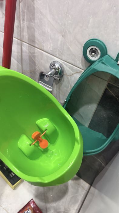 Детски писоар и седалка Chico