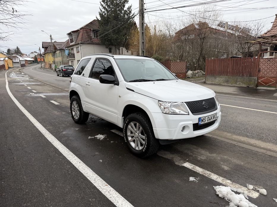 Suzuki Grand Vitara  Editie limitata ,BlackWhite’
