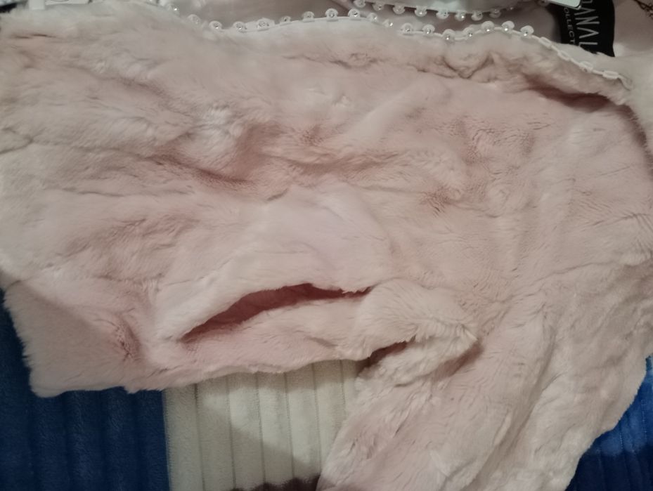 Верхняя одежда- новая Шубка