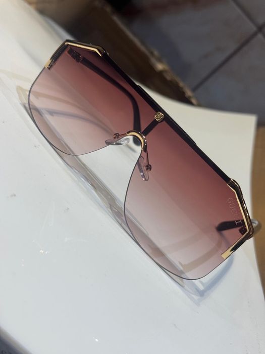 Ochelari de soare Gucci