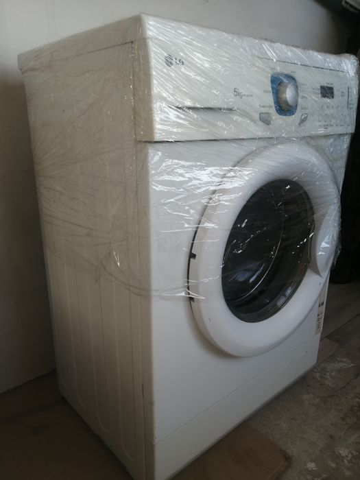 Продам стиральную машину lg