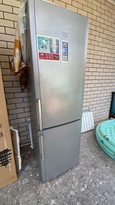 Продам холодильник