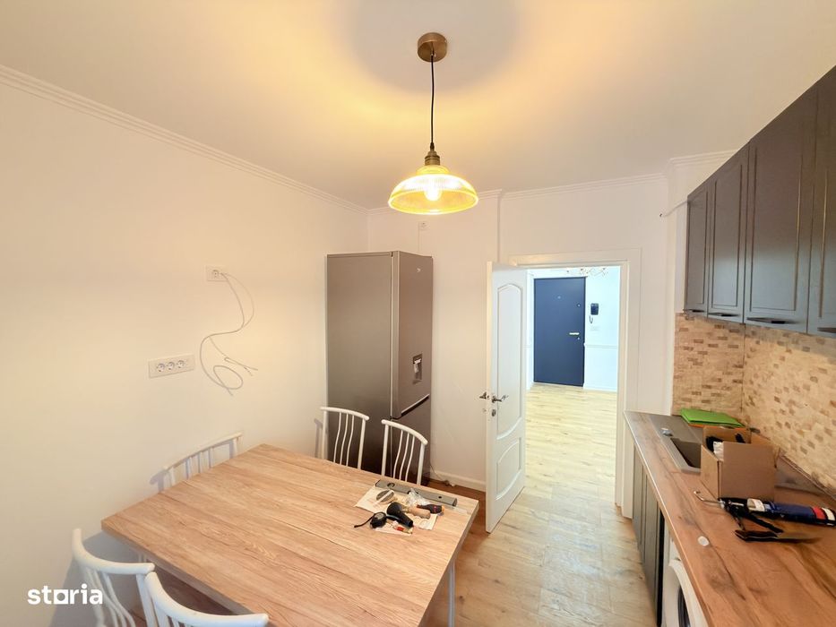 Apartament 3 camere nou renovat Piata Mare.Prima inchiriere!