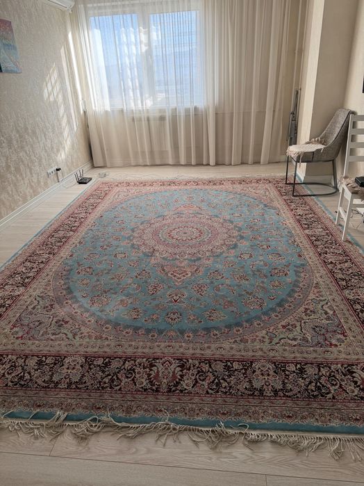 Ковер в отличном состоянии шерсть