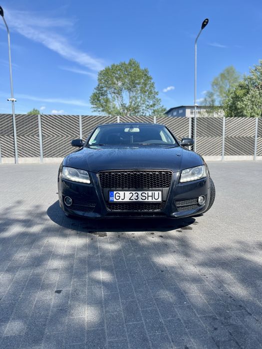 Vand audi A5 coupe (aripa zgariata)