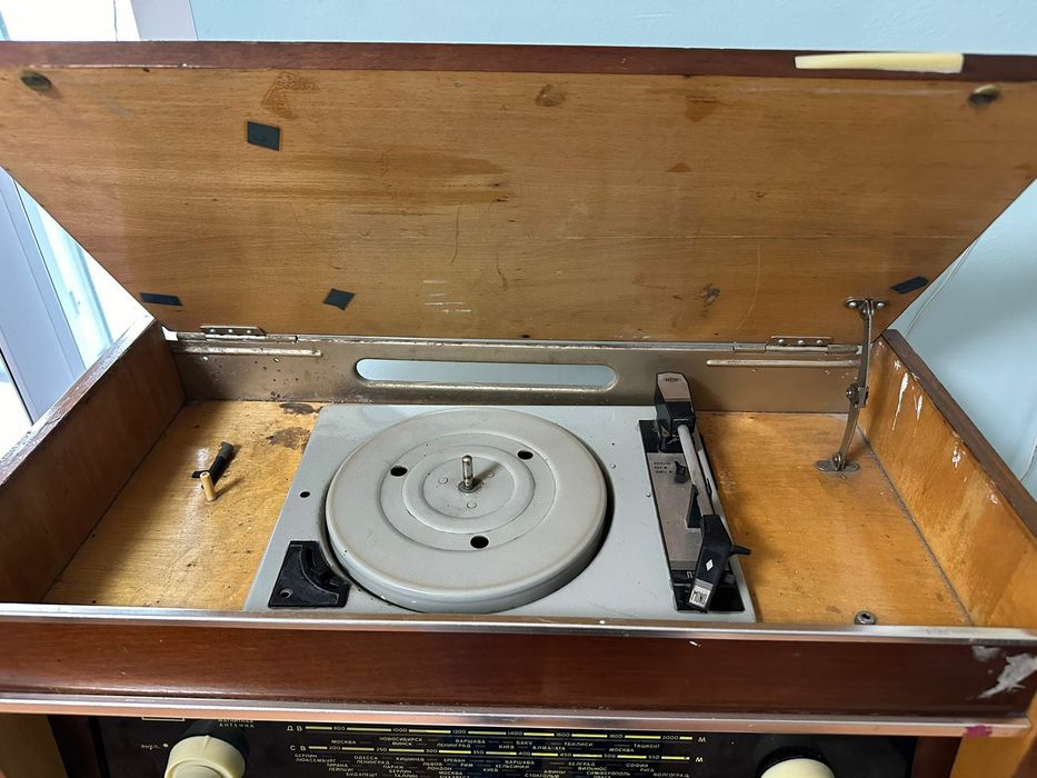 Радио приёмник Rigonda