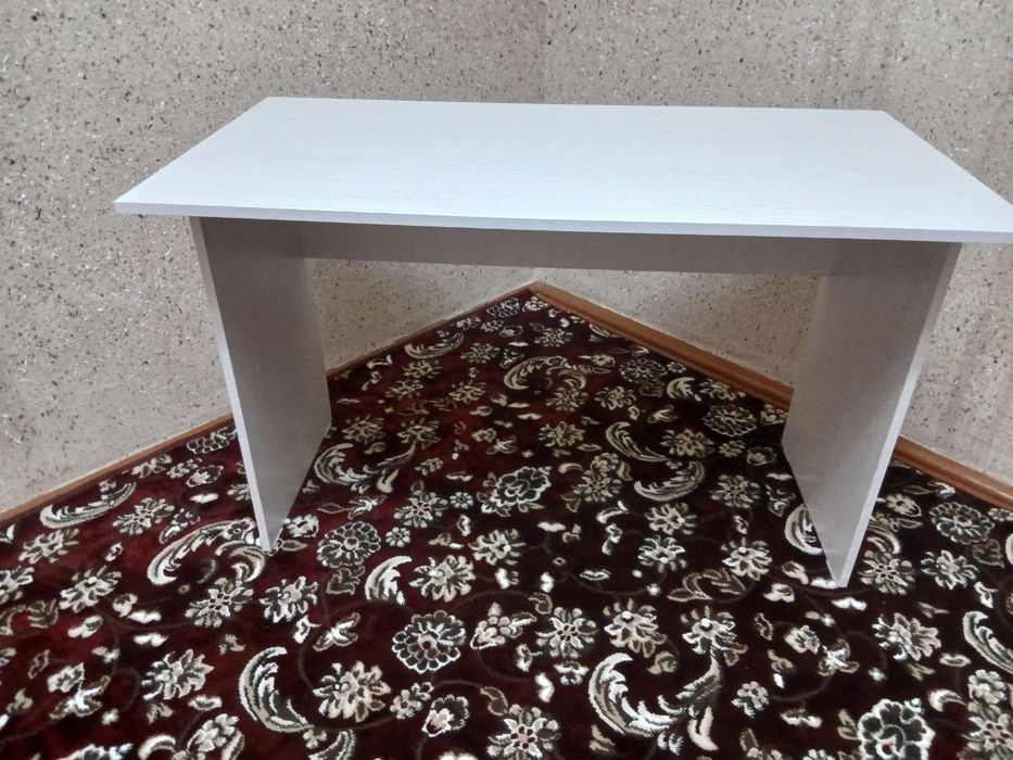 O‘quv markaz uchun stol