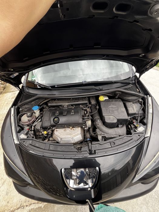 Peugeot 207 2009 1.4 hatchback