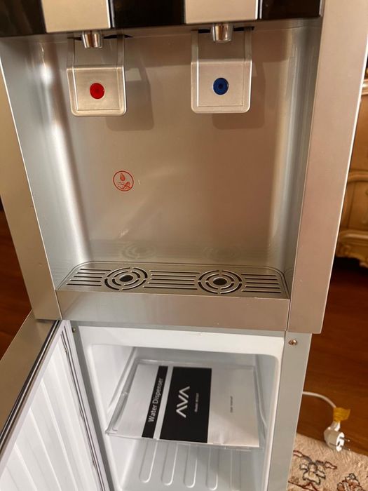 Кулер для воды