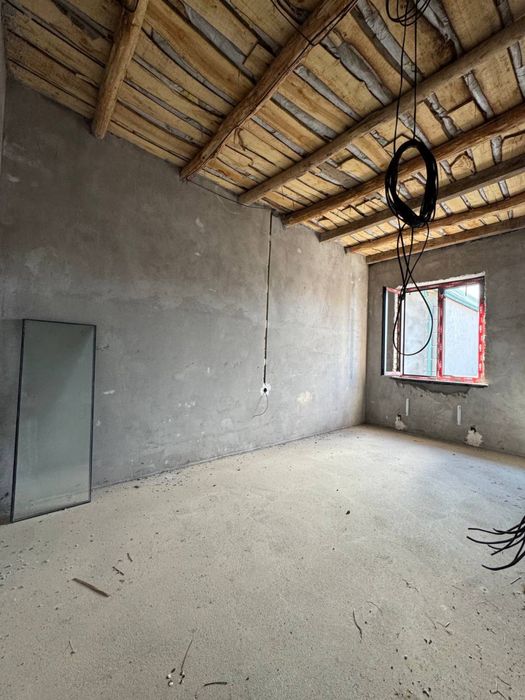 Обод махалласи (Кибрай тумани)  2,4 сотих 5 хона Коробка