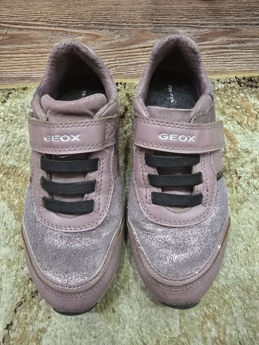 Кроссовки Geox для девлчки, 32р.