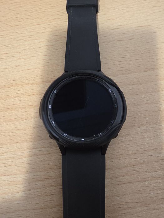 Samsung Galaxy watch 4 classic 46mm с допълнителна кожена каишка