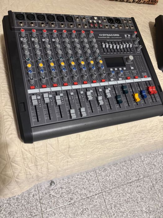Dynacord powermate 1600 2x1000wat