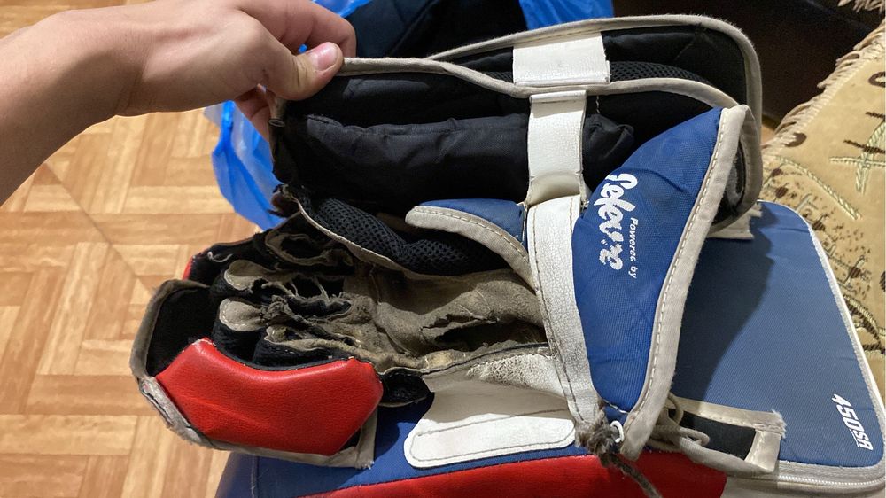 Экипировка хоккейная