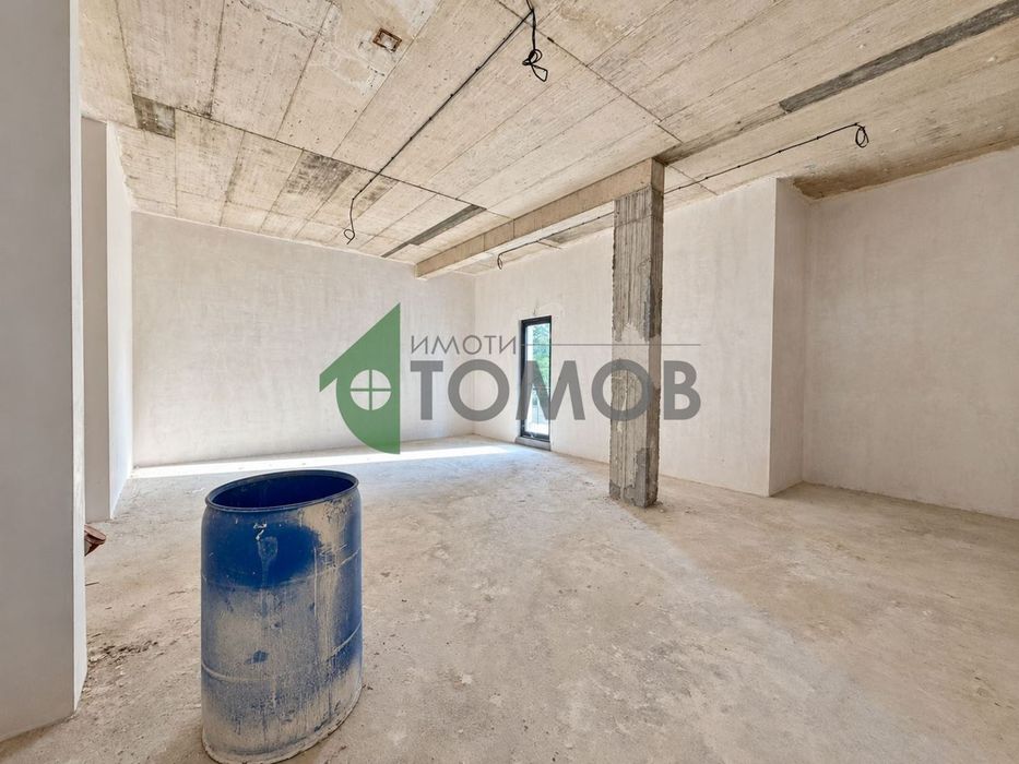 Дава се под наем Магазин в Стара Загора, Ремиза - 450 кв.м за 4500 € - Снимка #6