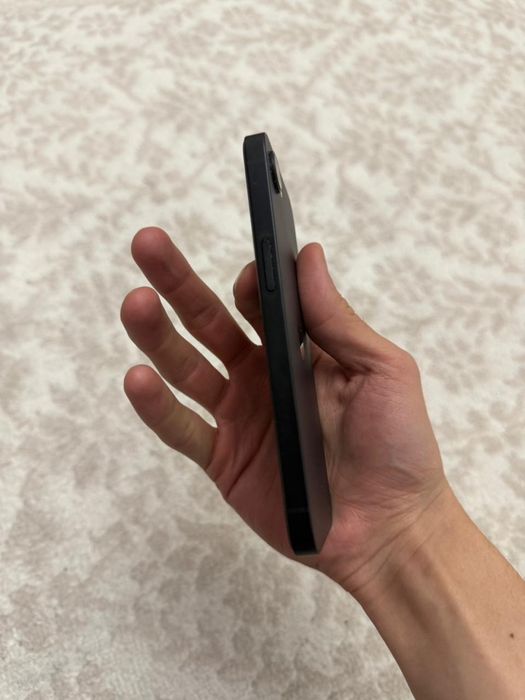 Iphone 16e 128GB идеал