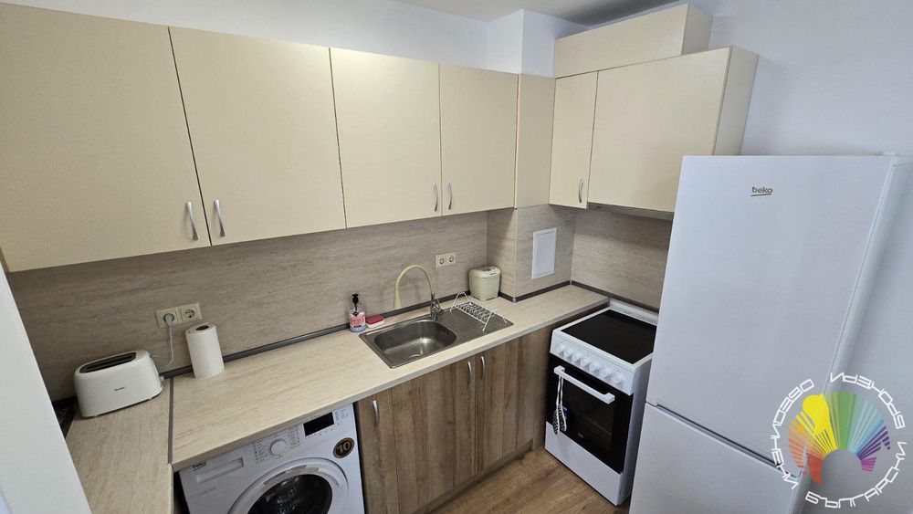 Дава се под наем Двустаен апартамент в Бургас, Лазур - 65 кв.м за 510 € - Снимка #3