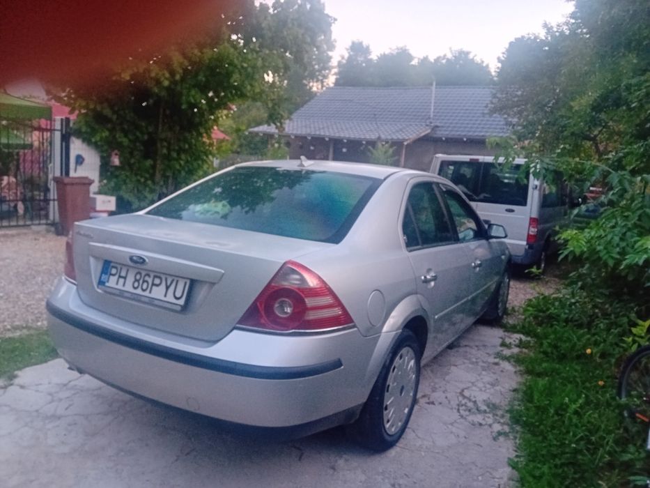 Vând sau schimb ford mondeo cu microbuz8+1