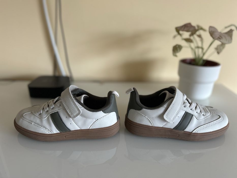 Adidasi H&M, marimea 29